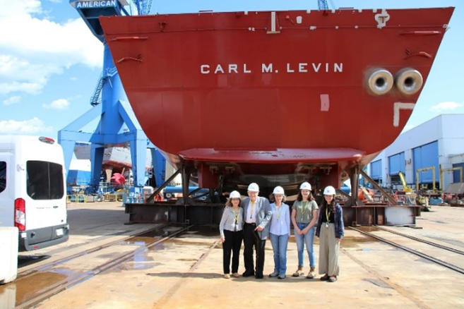 Carl-M-Levin-Bottom2